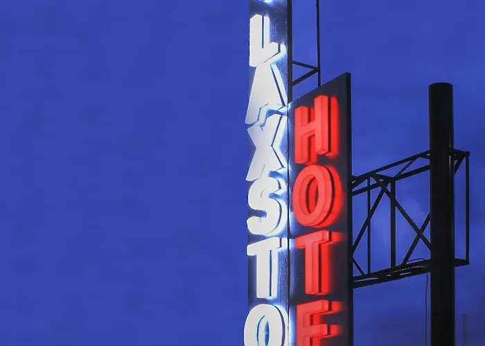 De Laxston , Azana s CollectionHotel Jogja